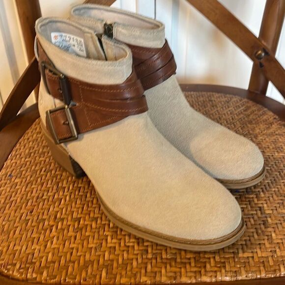 Timberland Sutherlin ankle grey suede buckle booties 7 - Picture 11 of 11